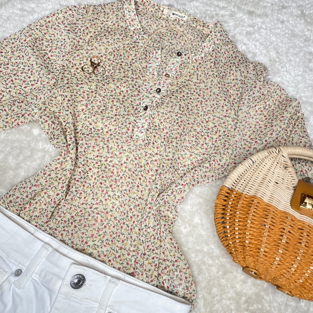 RARE Y2K LAmade 3/4 Length Floral Bubble Sleeve Top